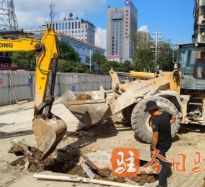 国产女生被插逼逼视频网站高温下的坚守｜道路建设者用汗水铺就畅通路